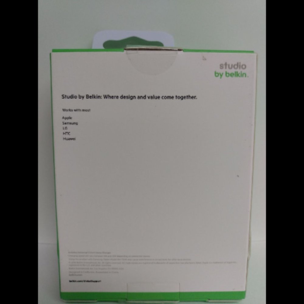 Studio by Belkin universal 2 port charge-New in Box - Picture 2 of 4
